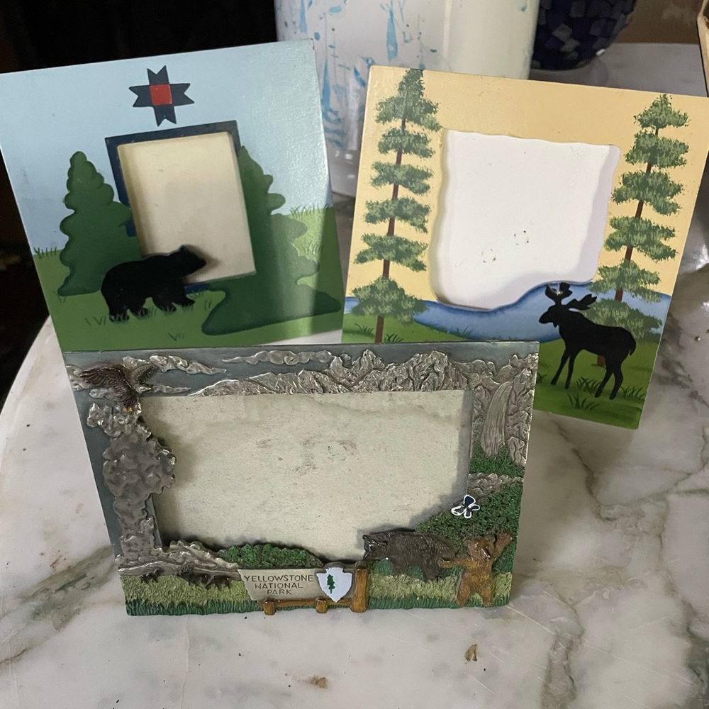 Rustic Wildlife Picture Frame Set